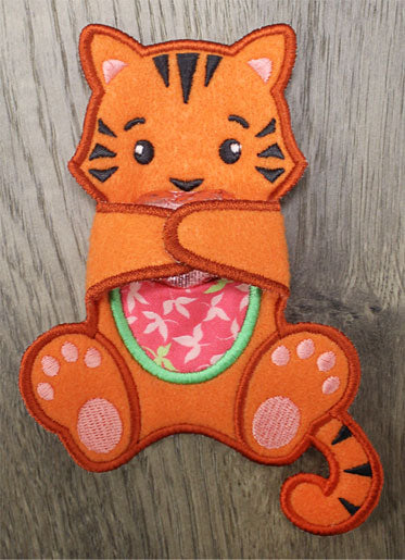 Tiger Candy Hugger (In-the-Hoop)