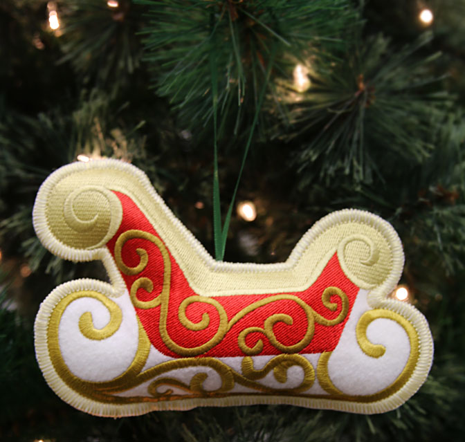 Heirloom Christmas Ornament - Sleigh (In-the-Hoop)