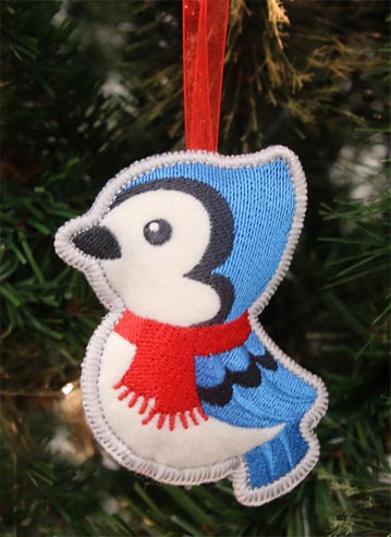 Heirloom Christmas Ornament - Bluebird (In-the-Hoop)