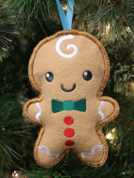 Heirloom Christmas Ornament - Gingerbread Boy (In-the-Hoop)