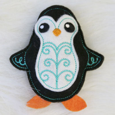 Penguin Stuffie (In-the-Hoop)