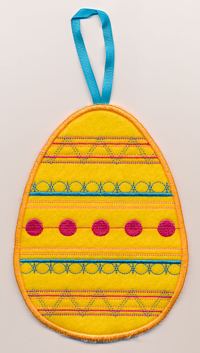 Easter Egg Treat Holder 3 (In-the-Hoop)