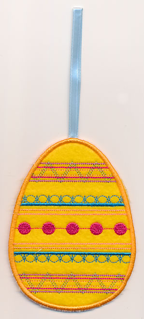 Easter Egg Treat Holder 3 (In-the-Hoop)