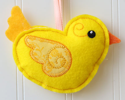 Chick Stuffie (In-the-Hoop)