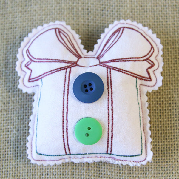 Christmas Stuffie - Gift (In-the-Hoop)