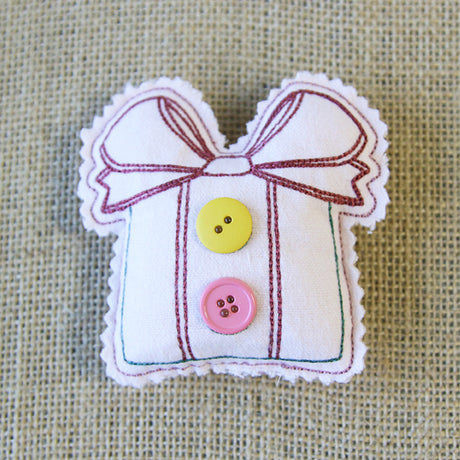 Christmas Stuffie - Gift (In-the-Hoop)