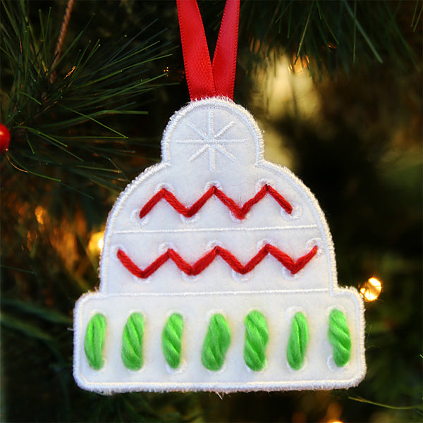 Yarn Stitch Ornament - Hat (In-the-Hoop)