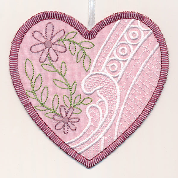Aster Heart Sachet (In-the-Hoop)