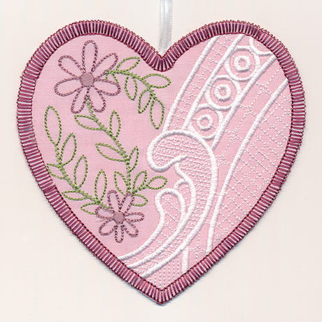 Aster Heart Sachet (In-the-Hoop)