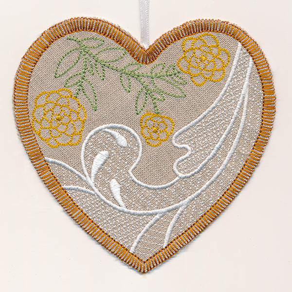 Zinnia Heart Sachet (In-the-Hoop)
