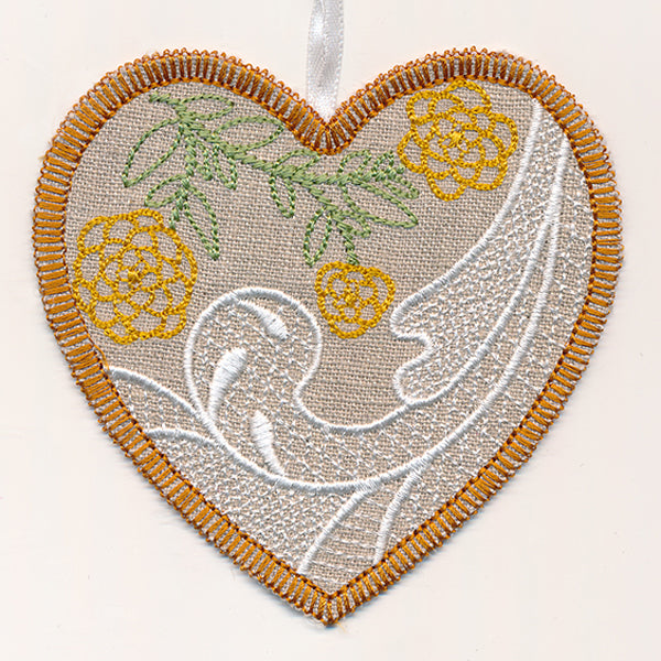 Zinnia Heart Sachet (In-the-Hoop)