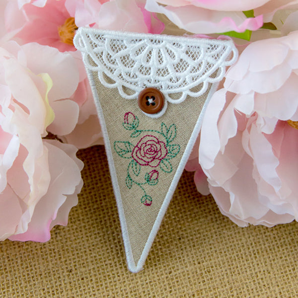 Shabby Chic Scissors Case (In-the-Hoop)