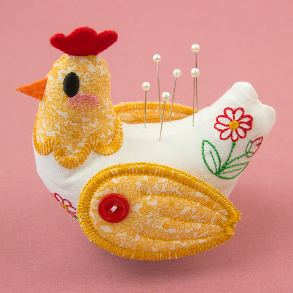 Charming Chicken Pincushion (In-the-Hoop)