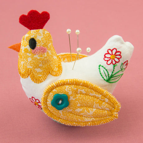 Charming Chicken Pincushion (In-the-Hoop)