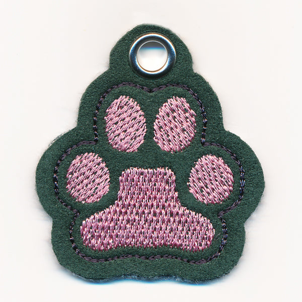 Talk to the Paw Pet Tag (In-the-Hoop)