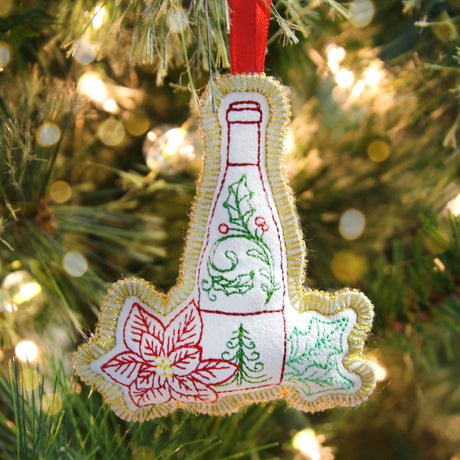 Crafty Christmas Wine Bottle (In-the-Hoop)