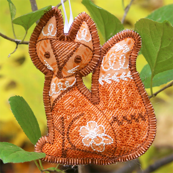 Woodland Wildlife Ornament - Fox (In-the-Hoop)