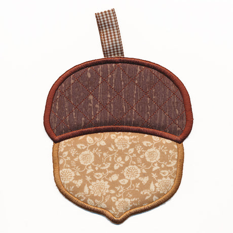 Golden Autumn Acorn Trivet (In-the-Hoop)