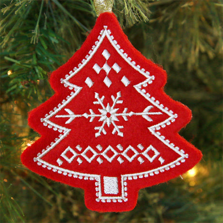 Nordic Christmas Ornament - Tree (In-the-Hoop)