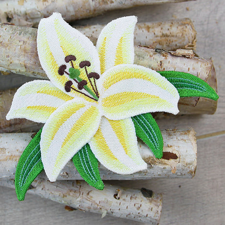 Layered Lily (In-the-Hoop)