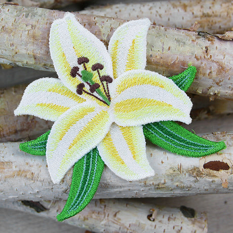 Layered Lily (In-the-Hoop)