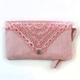 Lacy Envelope Clutch (In-the-Hoop)