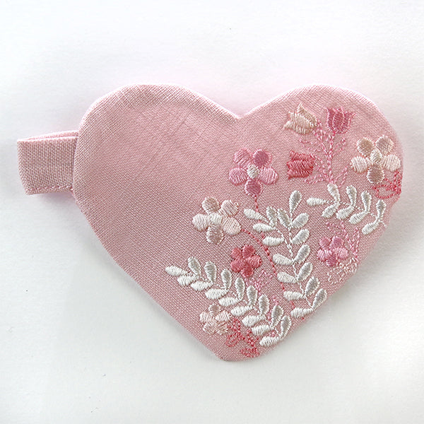 Blooming Heart Coin Purse (In-the-Hoop)