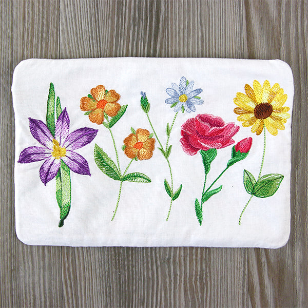 Long-Stemmed Wildflowers Lined Zipper Pouch (In-the-Hoop)