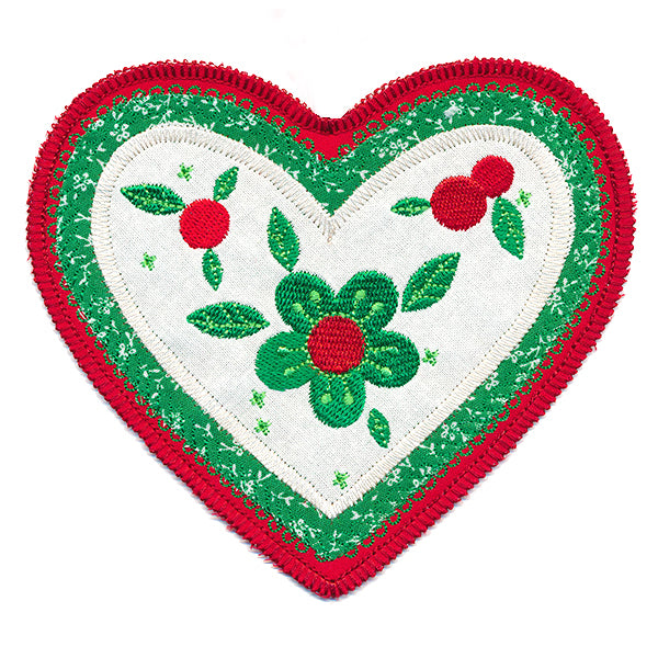 Christmas Charm Heart Ornament (In-the-Hoop)