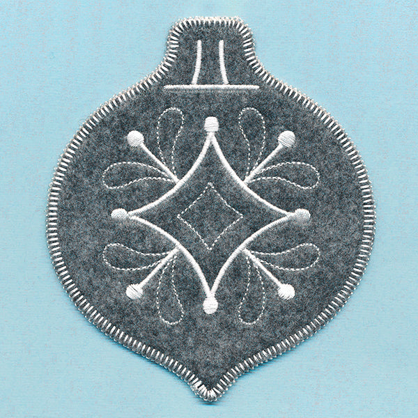 Elegant Christmas Bauble Ornament (In-the-Hoop)