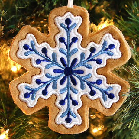 Delft Blue Christmas Cookie - Snowflake (In-the-Hoop)