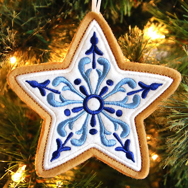Delft Blue Christmas Cookie - Star (In-the-Hoop)