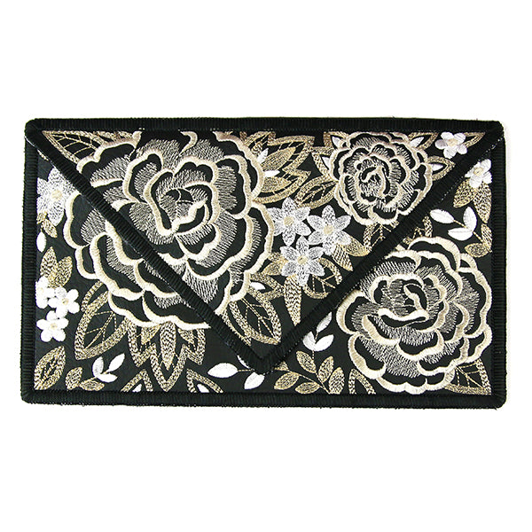 Elegant Floral Envelope Clutch (In-the-Hoop)