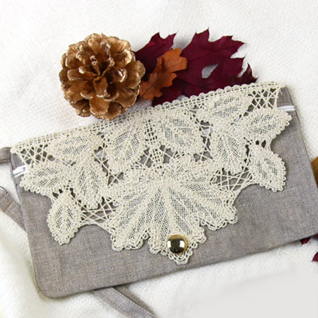 Lacy Leaves Lined Zipper Pouch (In-the-Hoop)