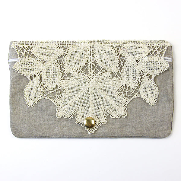 Lacy Leaves Lined Zipper Pouch (In-the-Hoop)