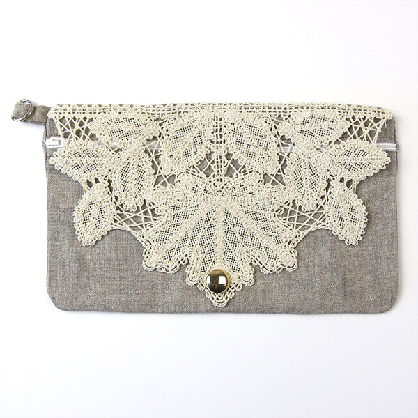 Lacy Leaves Lined Zipper Pouch (In-the-Hoop)