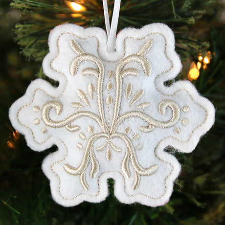 Filigree Ornaments - Snowflake (Puff Foam) (In-the-Hoop)