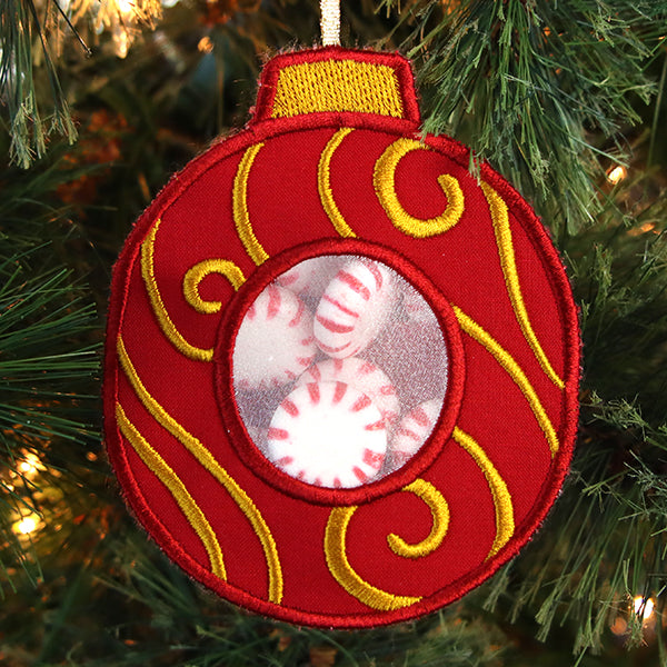 Christmas Ornament Candy Holder (In-the-Hoop)