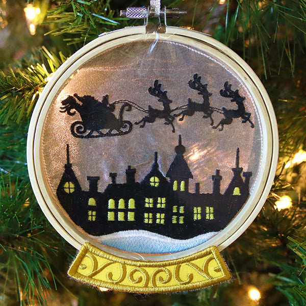 Santa's Flight Snowglobe (Organza)
