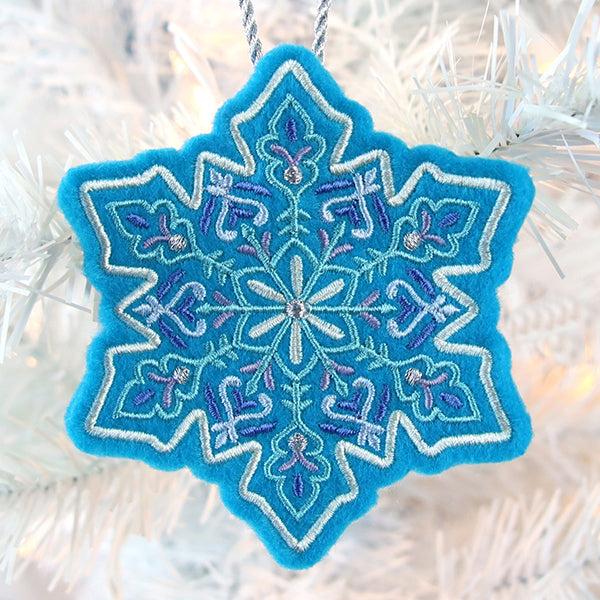 Dazzling Snowflake (In-the-Hoop)