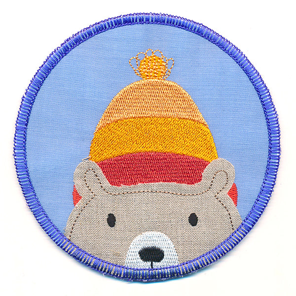 Sweet Winter Coaster - Bear with Hat (In-the-Hoop)