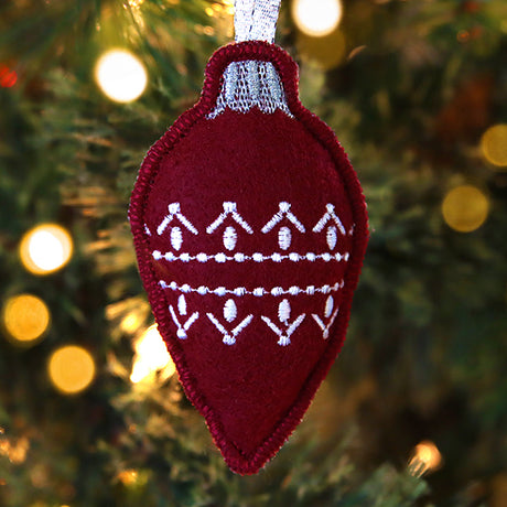 Charming Christmas Ornament (In-the-Hoop)