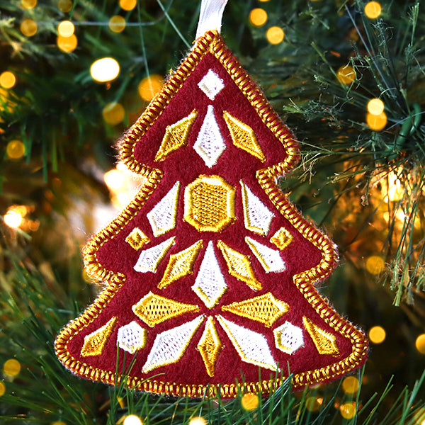 Bejeweled Christmas Tree Ornament (In-the-Hoop)