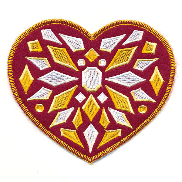 Bejeweled Christmas Heart Ornament (In-the-Hoop)