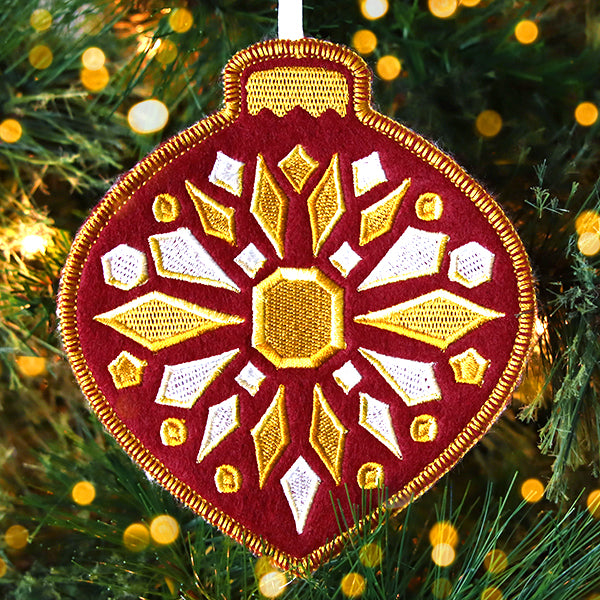 Bejeweled Christmas Ornament (In-the-Hoop)