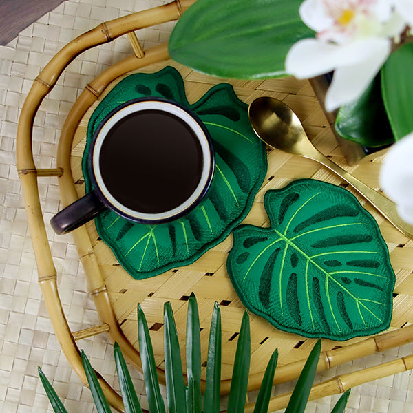 Lively Monstera Trivet (In-the-Hoop)