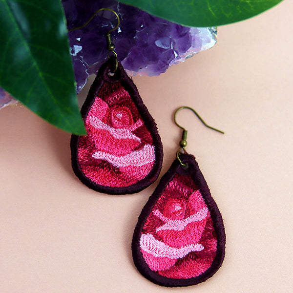 Lively Rose Earrings (Miniature)