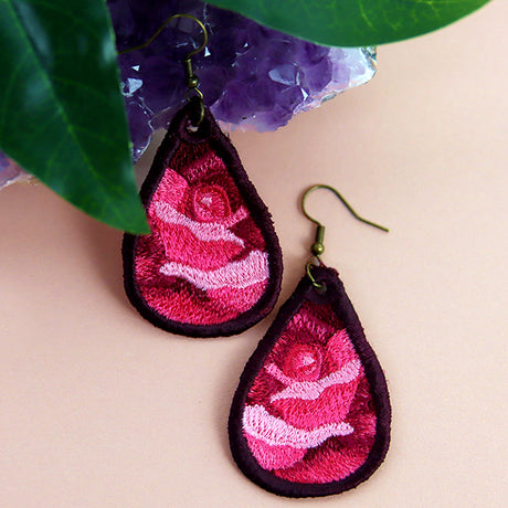 Lively Rose Earrings (Miniature)