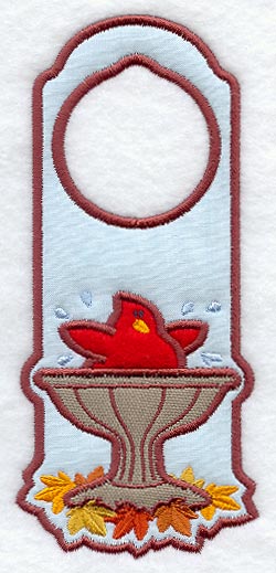 Bird Bath Door Hanger (In-the-Hoop)