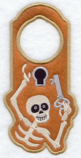 Skeleton Key Door Hanger (In-the-Hoop)
